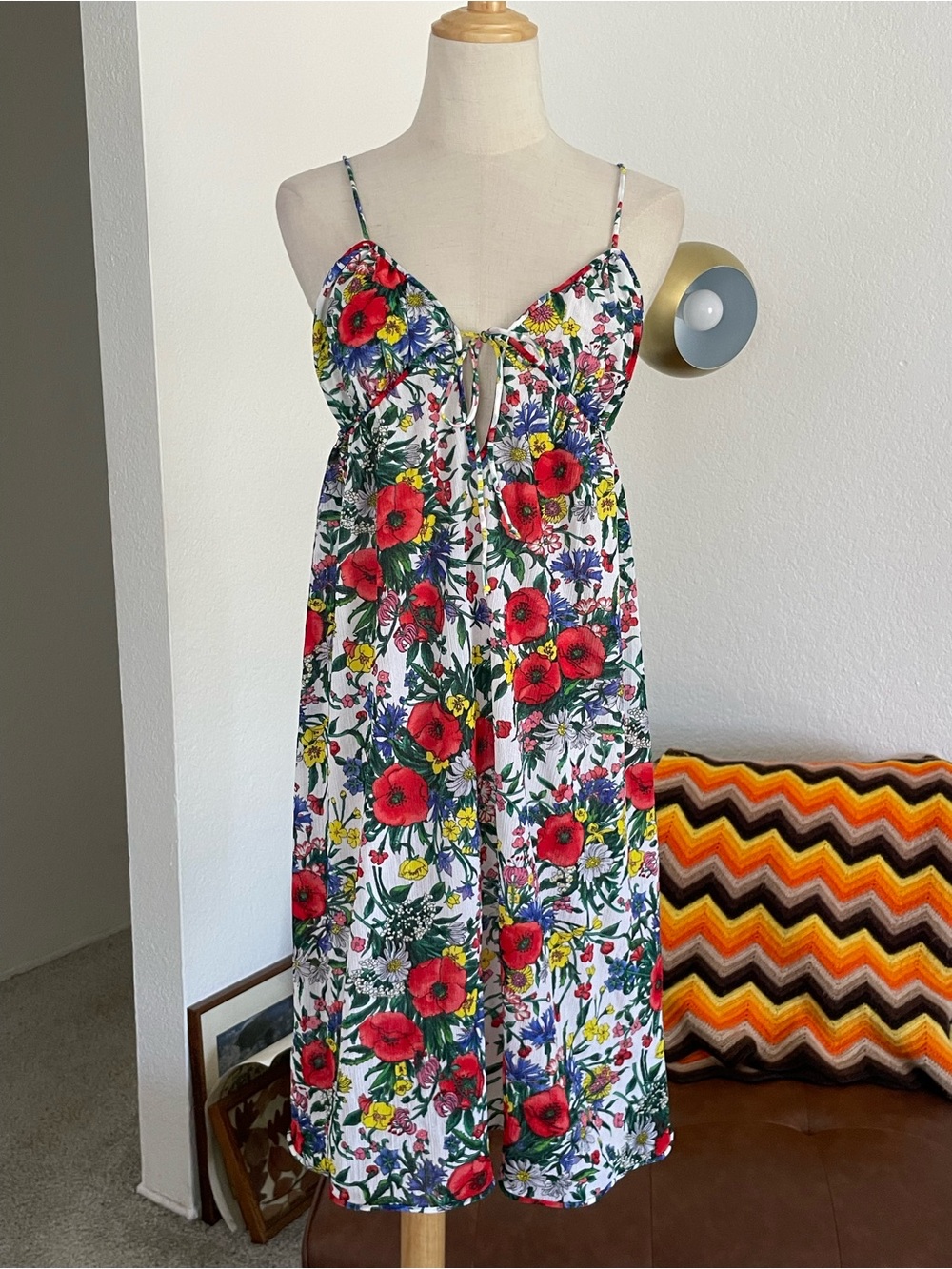 Vintage 1970s Vassarette Hollywood by Munsingwear Floral Boho Slip Dress